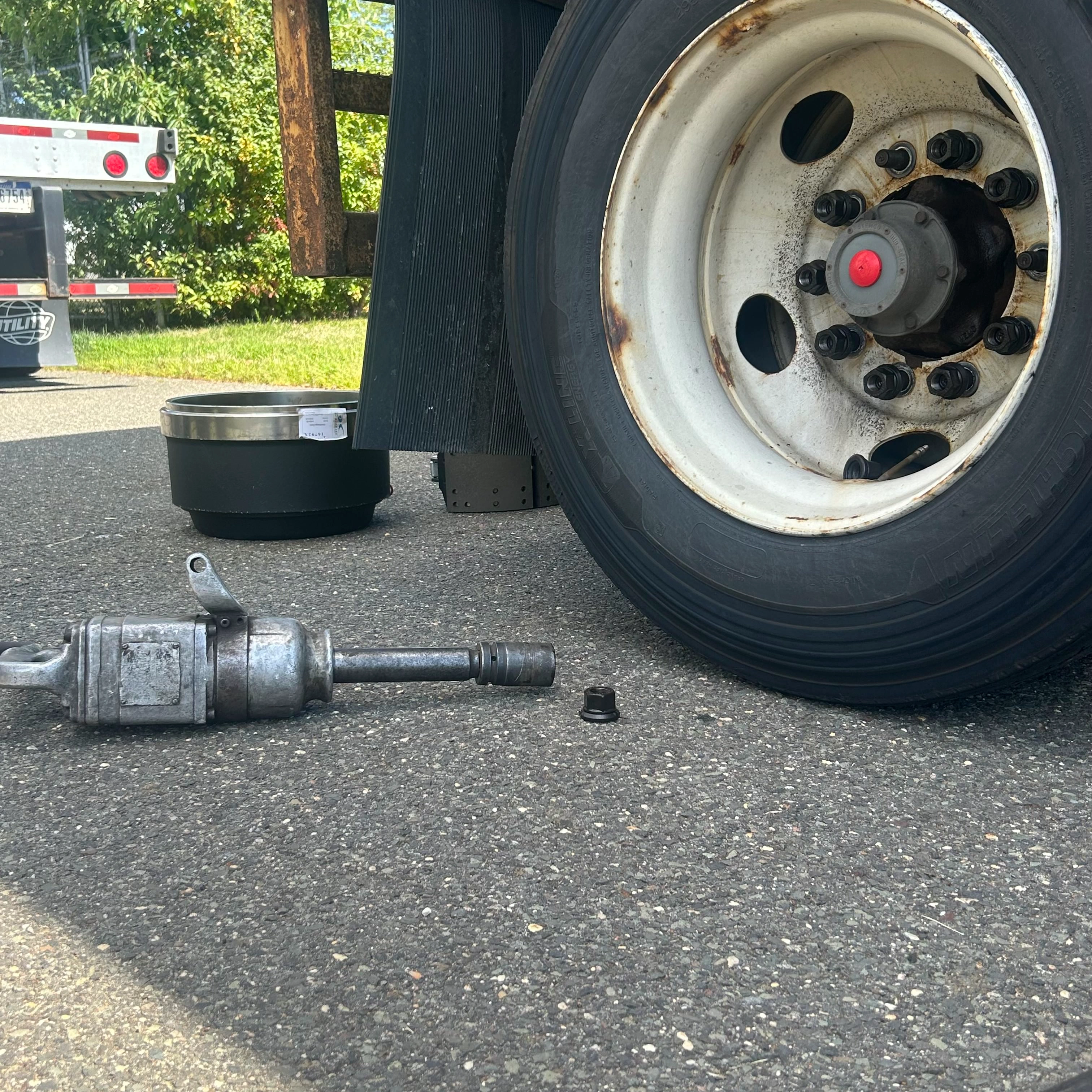 Air tools used in commercial trailer repair