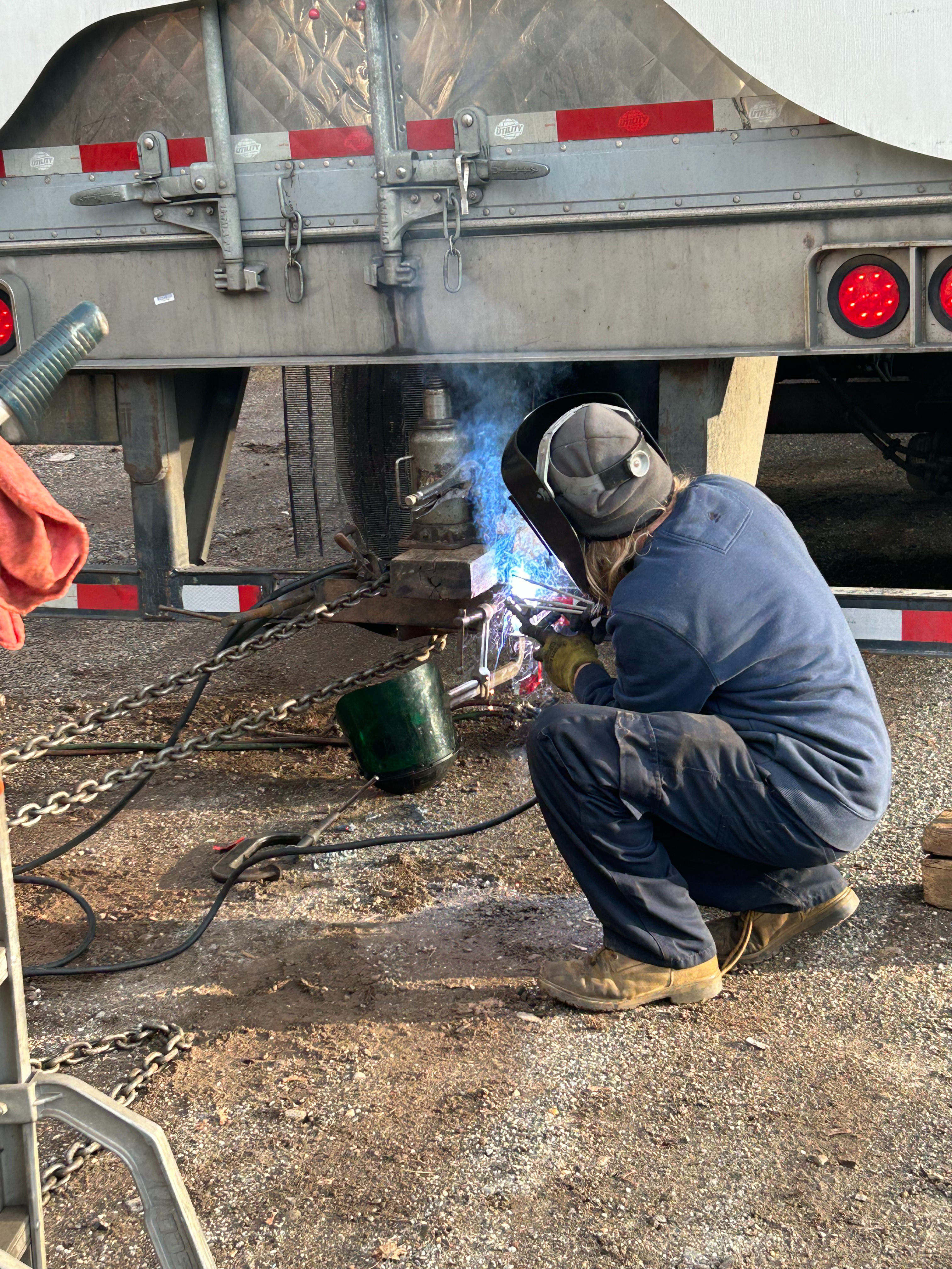 Jerry's Trailer Repair on-site service truck