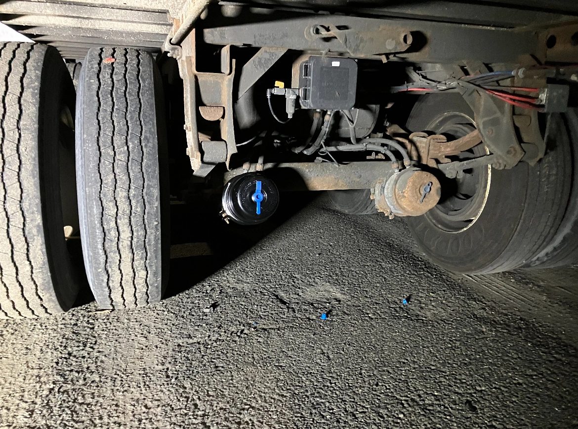 Commercial trailer fleet maintenance and repair service